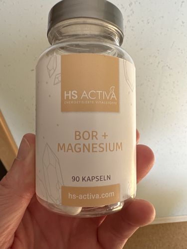 Kundenfoto: Bor mit Magnesium in der Hand